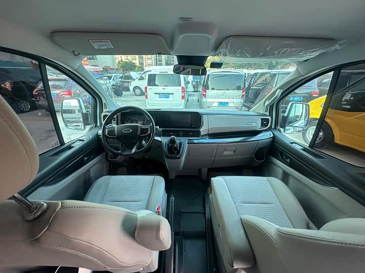 Фото 6 - Ford Transit