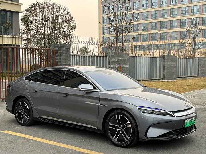 Фото 3 - BYD Han