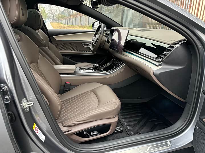 Фото 8 - BYD Han