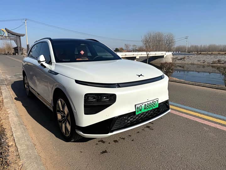 Фото 4 - XPeng G9