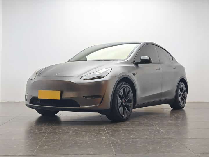 Фото 1 - Tesla Model Y