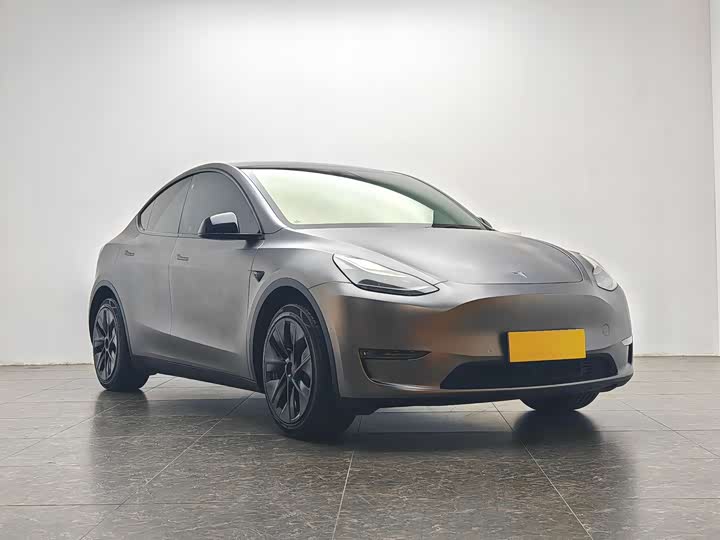 Фото 2 - Tesla Model Y