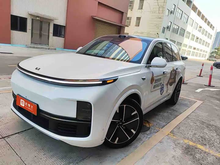 Фото 1 - LiXiang L8