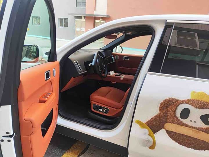 Фото 3 - LiXiang L8