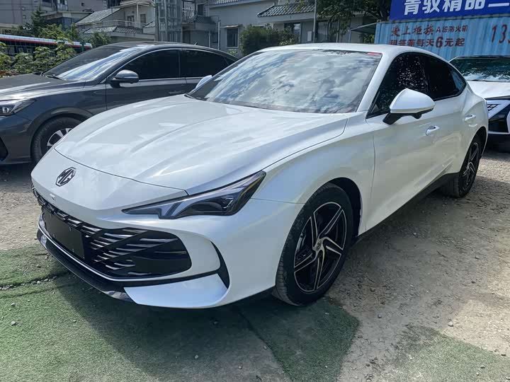 Фото 1 - MG Motor 7