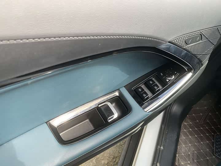 Фото 6 - MG Motor 7