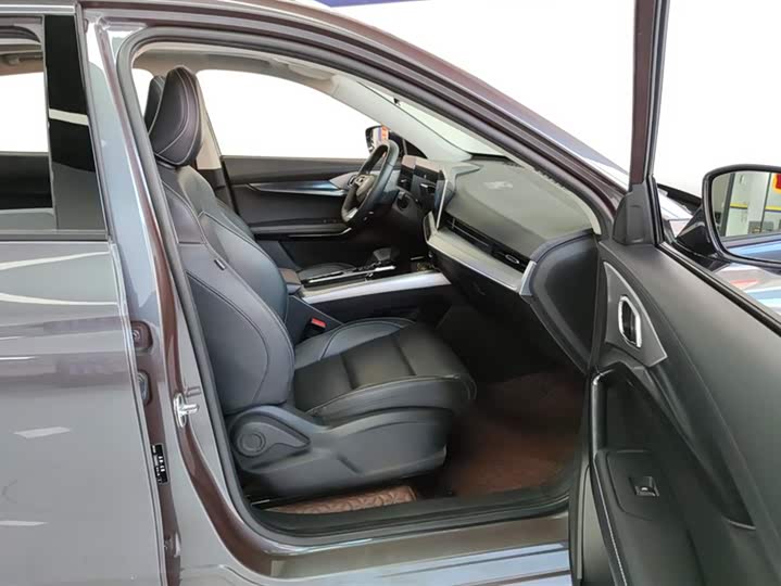 Фото 8 - MG Motor One