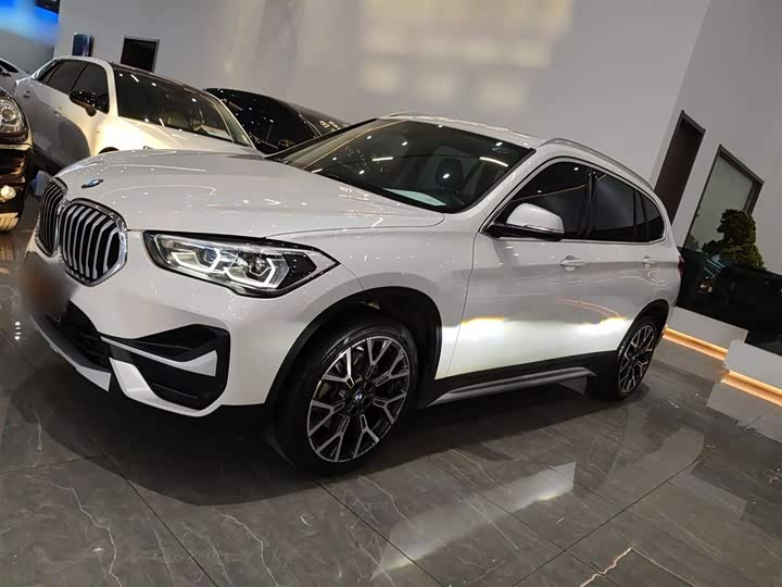 Фото 5 - BMW X1