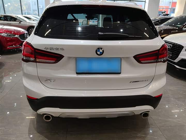 Фото 6 - BMW X1