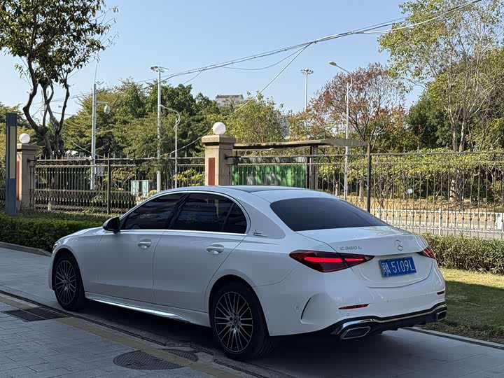 Фото 3 - Mercedes-Benz C-Class