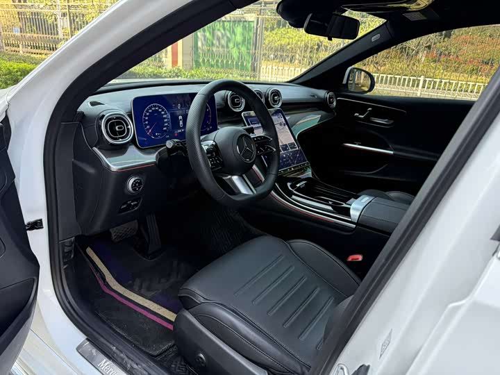 Фото 6 - Mercedes-Benz C-Class