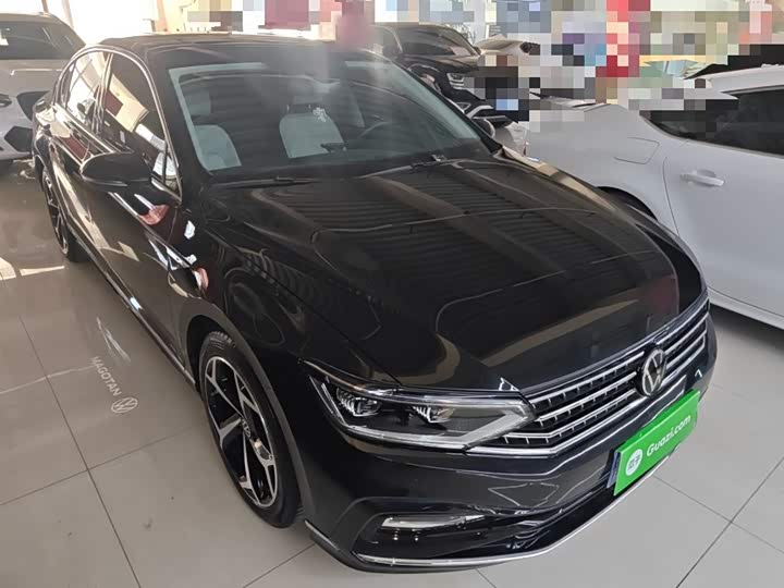 Фото 4 - Volkswagen Magotan