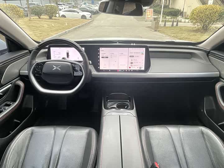 Фото 5 - XPeng P7