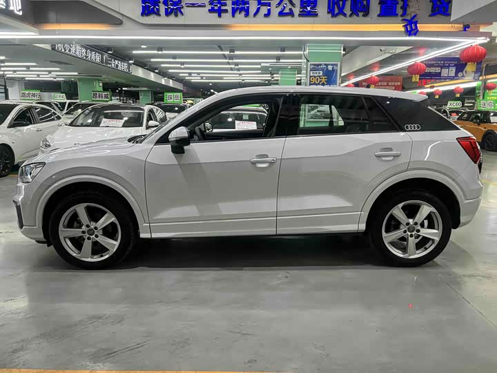 Фото 3 - Audi Q2L