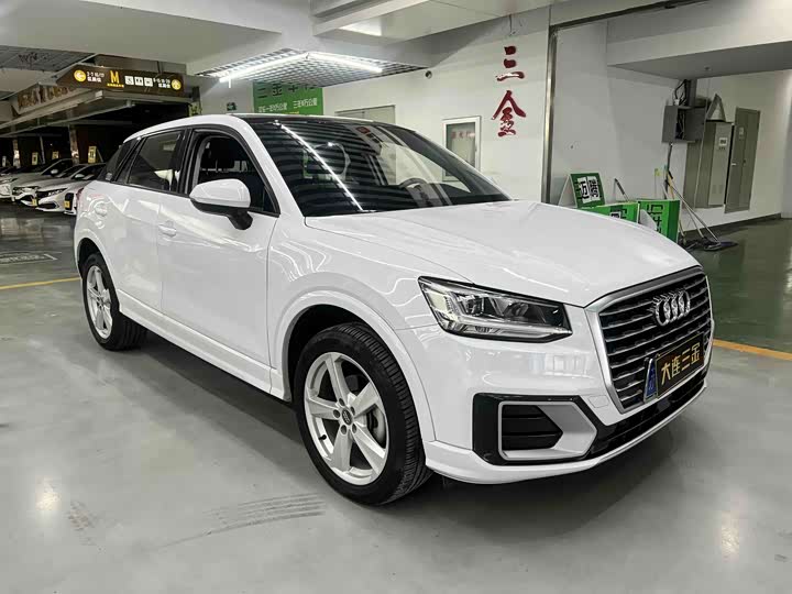 Фото 4 - Audi Q2L
