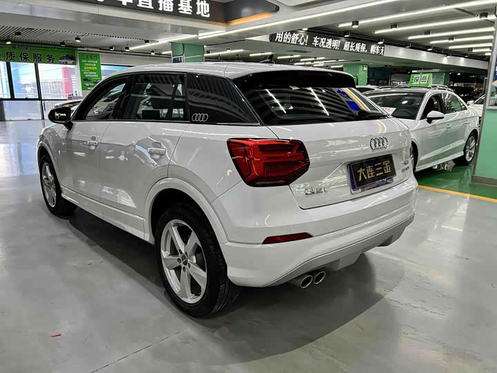 Фото 9 - Audi Q2L