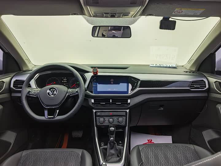Фото 6 - Volkswagen T-Cross