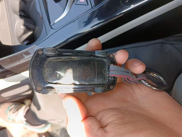 Фото 9 - BYD Yuan Plus