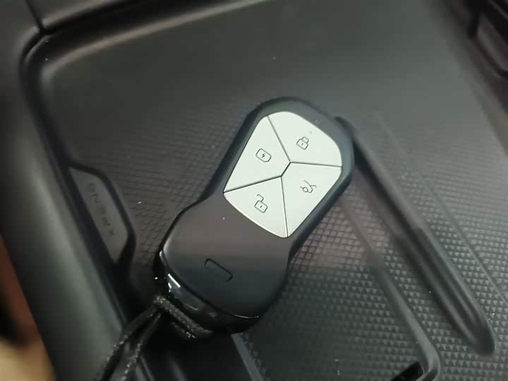 Фото 9 - XPeng G6