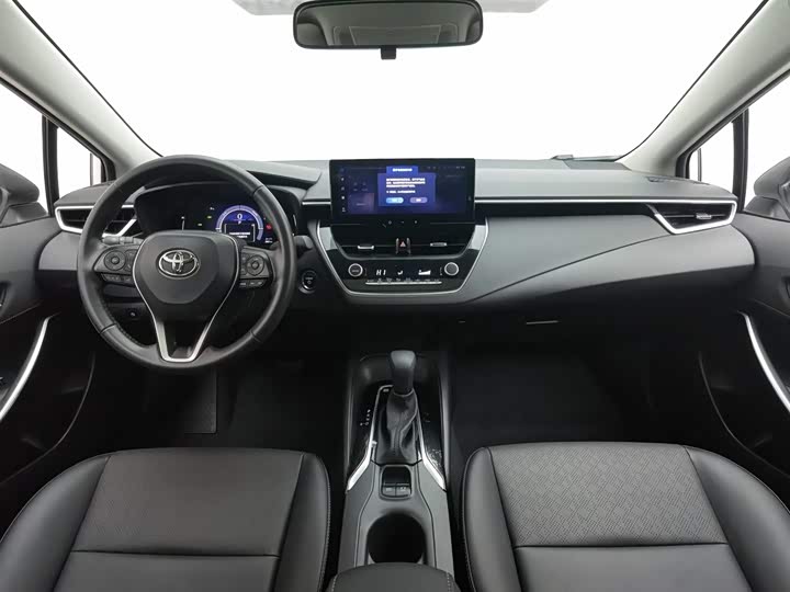 Фото 5 - Toyota Corolla