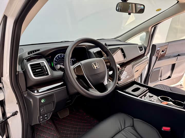 Фото 6 - Honda Odyssey