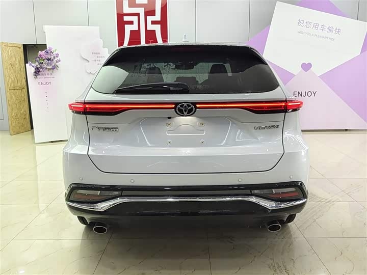 Фото 5 - Toyota Venza