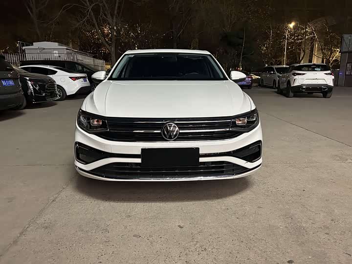 Фото 2 - Volkswagen Bora