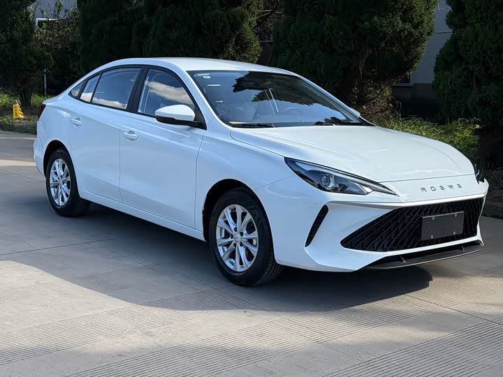 Фото 3 - Roewe i5