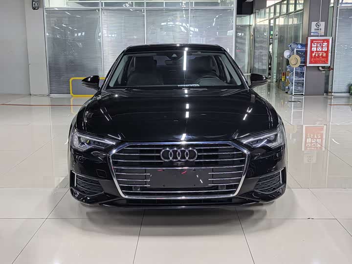 Фото 2 - Audi A6L