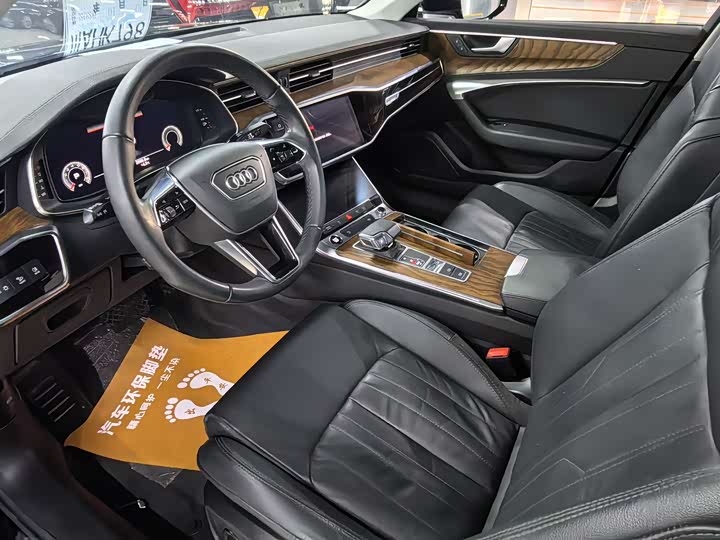 Фото 4 - Audi A6L