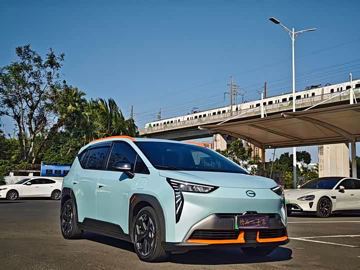 Фото 3 - GAC Aion Y