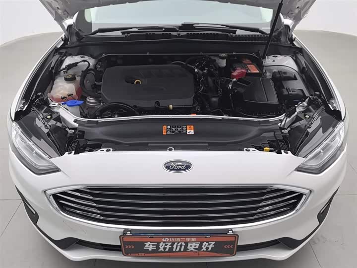 Фото 6 - Ford Mondeo