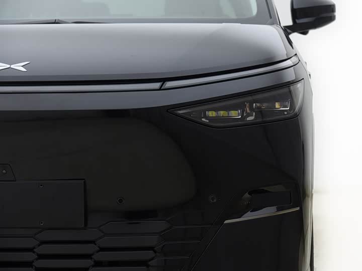 Фото 6 - XPeng X9