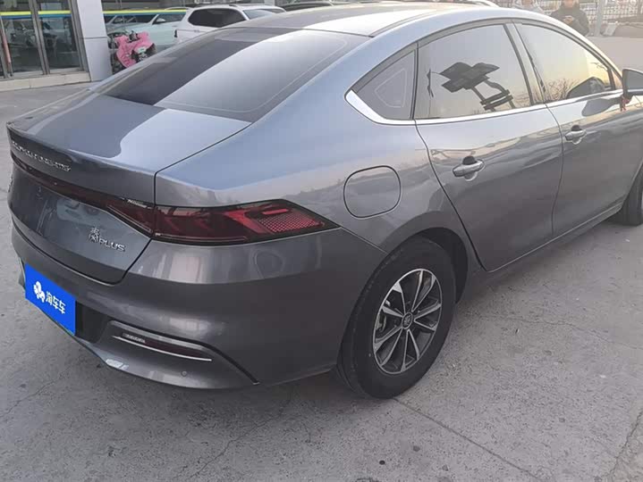 Фото 3 - BYD Qin Plus