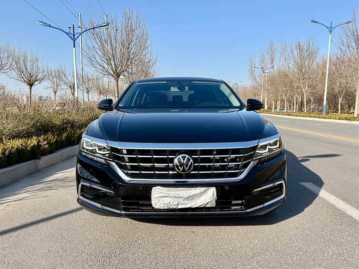 Фото 2 - Volkswagen Passat