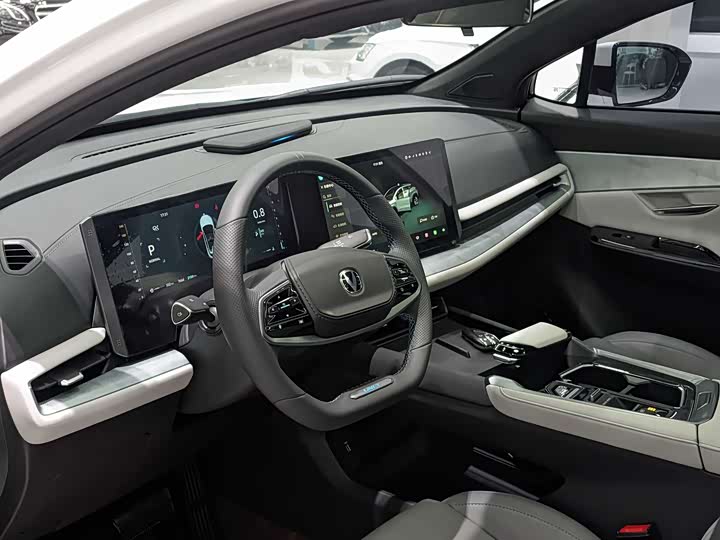 Фото 5 - Changan UNI-T