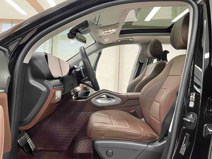 Фото 4 - Mercedes-Benz GLS-Class