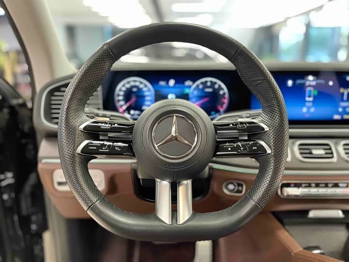 Фото 7 - Mercedes-Benz GLS-Class