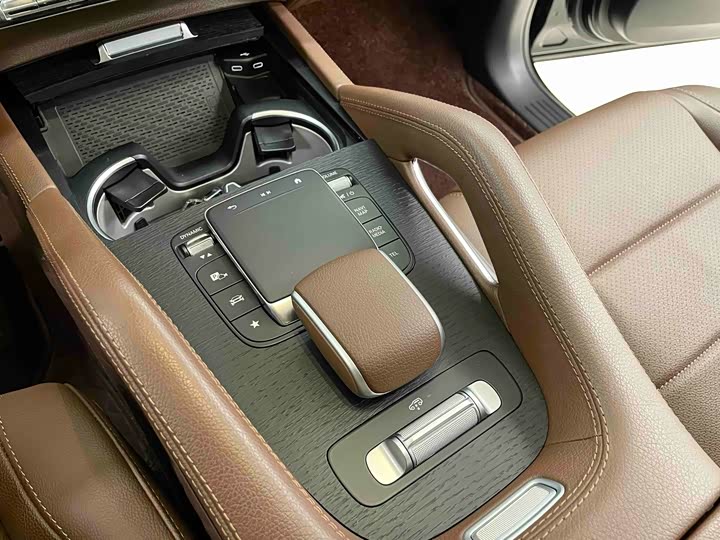 Фото 9 - Mercedes-Benz GLS-Class