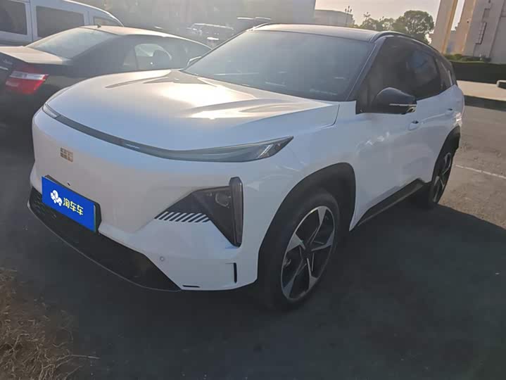 Фото 1 - Geely Galaxy L7