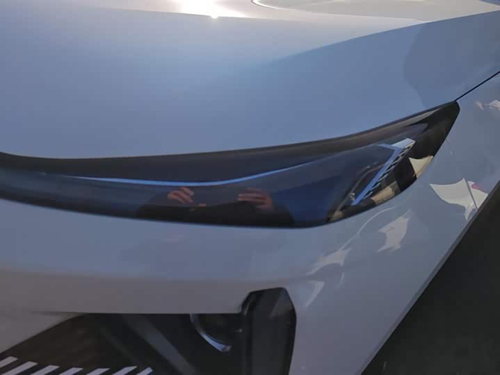 Фото 5 - Geely Galaxy L7