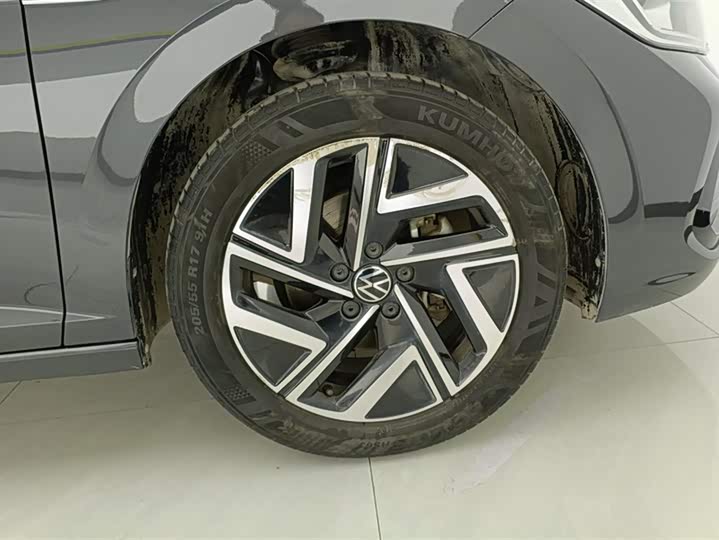 Фото 6 - Volkswagen Sagitar L