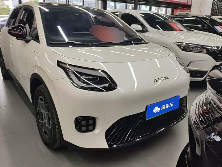 Фото 2 - GAC Aion UT