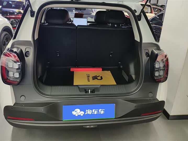 Фото 4 - GAC Aion UT