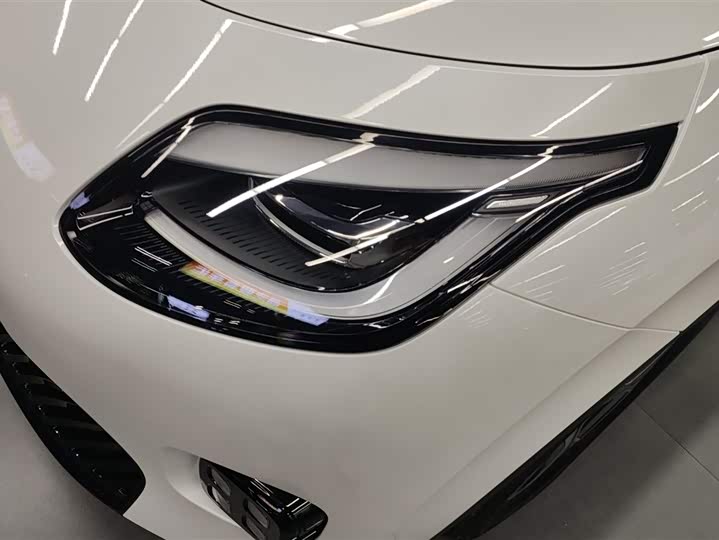 Фото 5 - GAC Aion UT