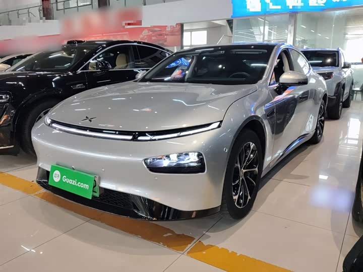 Фото 2 - XPeng P7