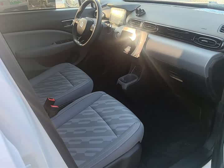 Фото 8 - Leapmotor T03