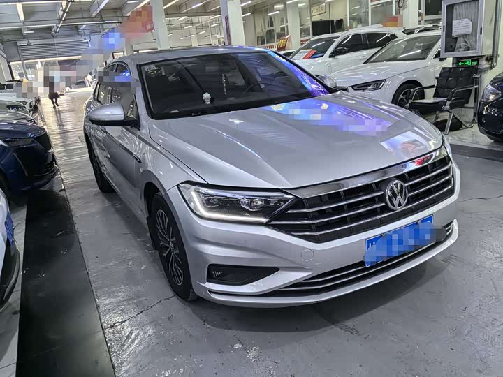 Фото 3 - Volkswagen Sagitar L