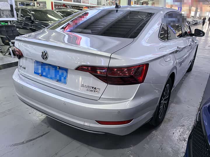 Фото 6 - Volkswagen Sagitar L