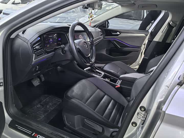 Фото 7 - Volkswagen Sagitar L